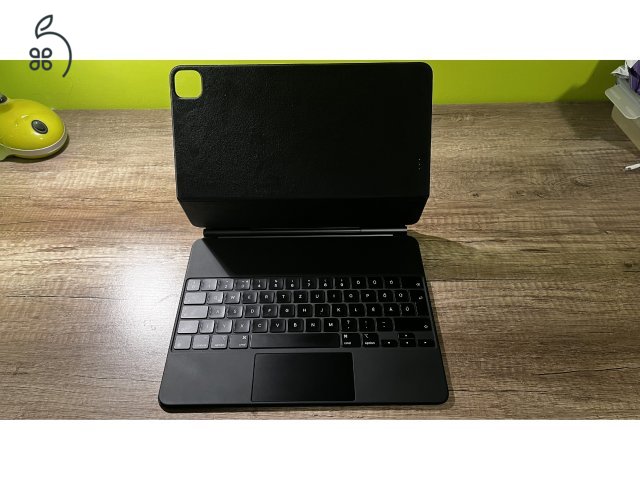 iPad Pro 12,9 M1 WiFi + Cellular 5G, 128 Gb + Magic Keyboard (magyar) + Apple Pencil 2