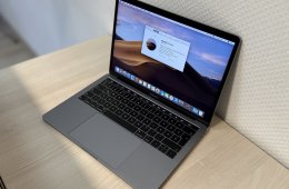 MacBook Pro 13” Space Gray 2019 touchbar