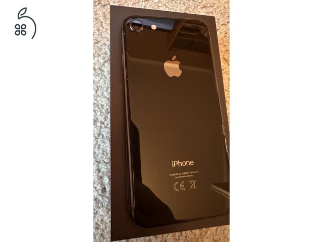 Apple iPhone8 megkímélt állapotban