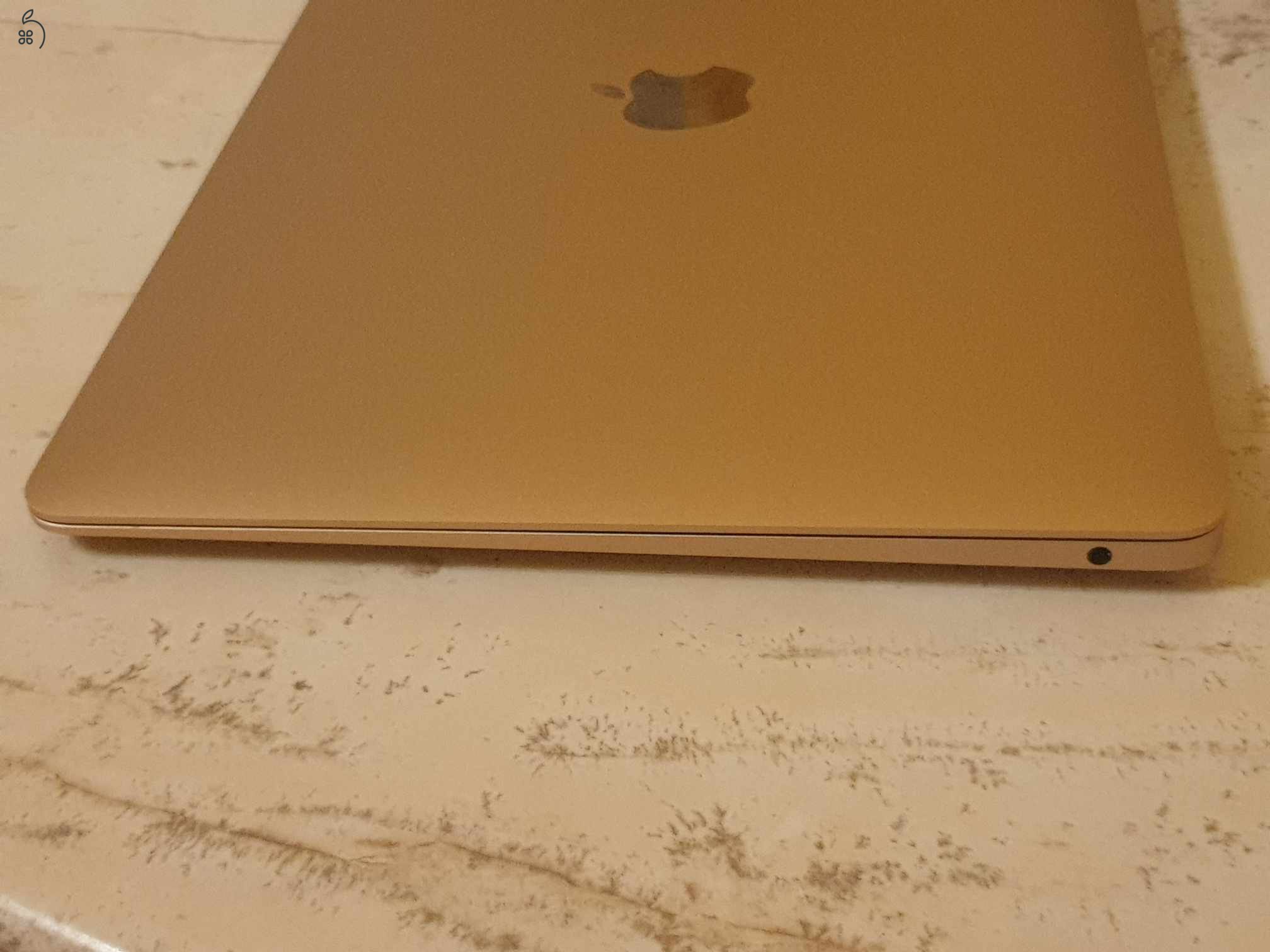 Apple MacBook Air M1 2020 8/256gb ROSE GOLD