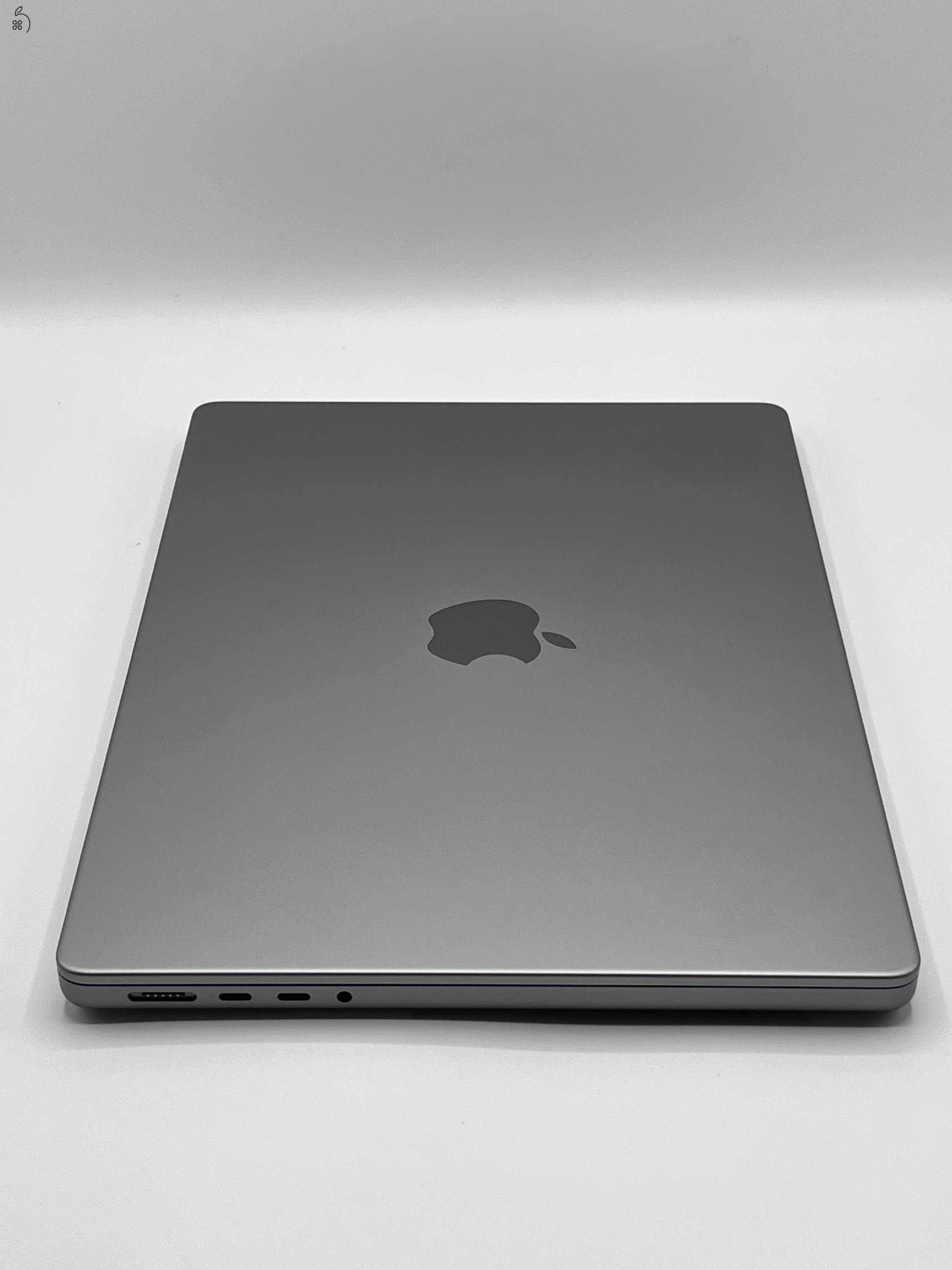 MacBook Pro 14