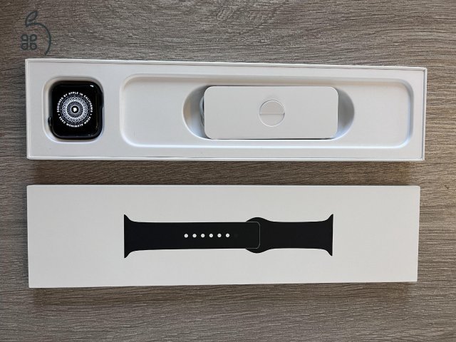 Apple Watch Series 6 40mm Space Gray (használt)