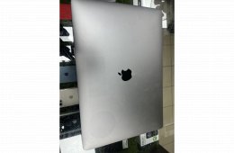 MacBook Pro 15.4