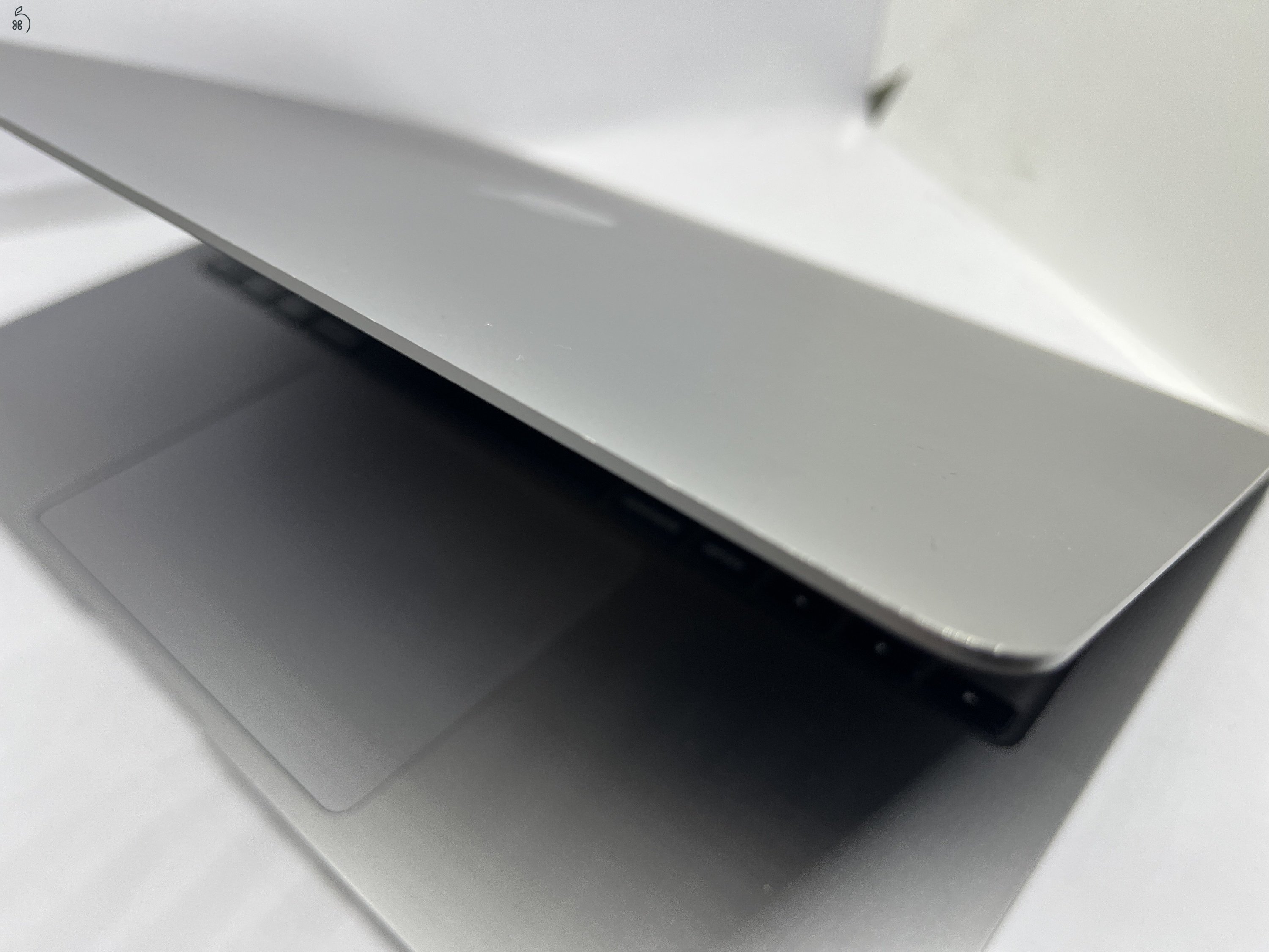 APPLE MACBOOK AIR M1 /2020/ 8GB/256GB, HUN BILL, ÜZLETBŐL, GARANCIÁVAL 