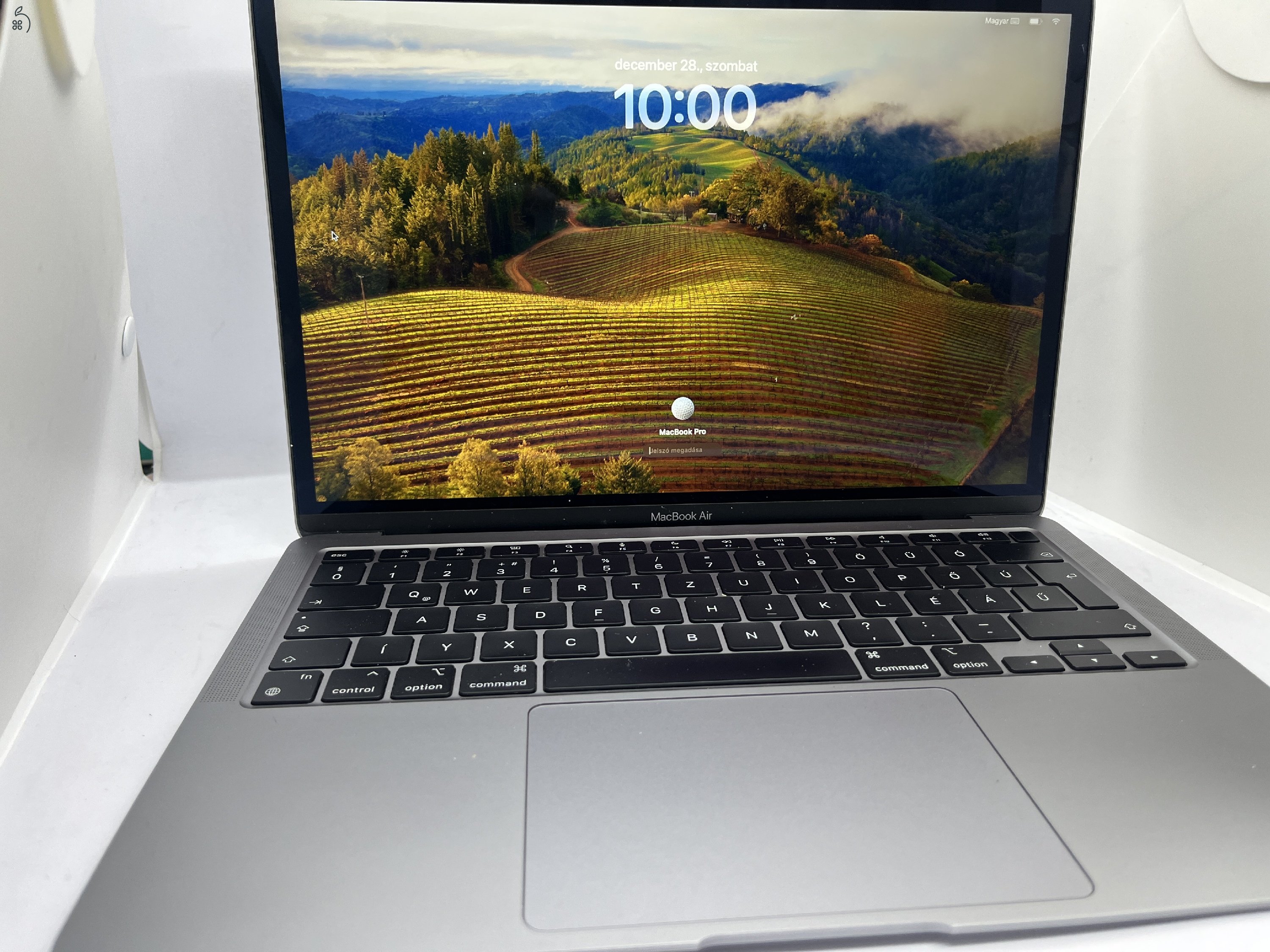 APPLE MACBOOK AIR M1 /2020/ 8GB/256GB, HUN BILL, ÜZLETBŐL, GARANCIÁVAL 