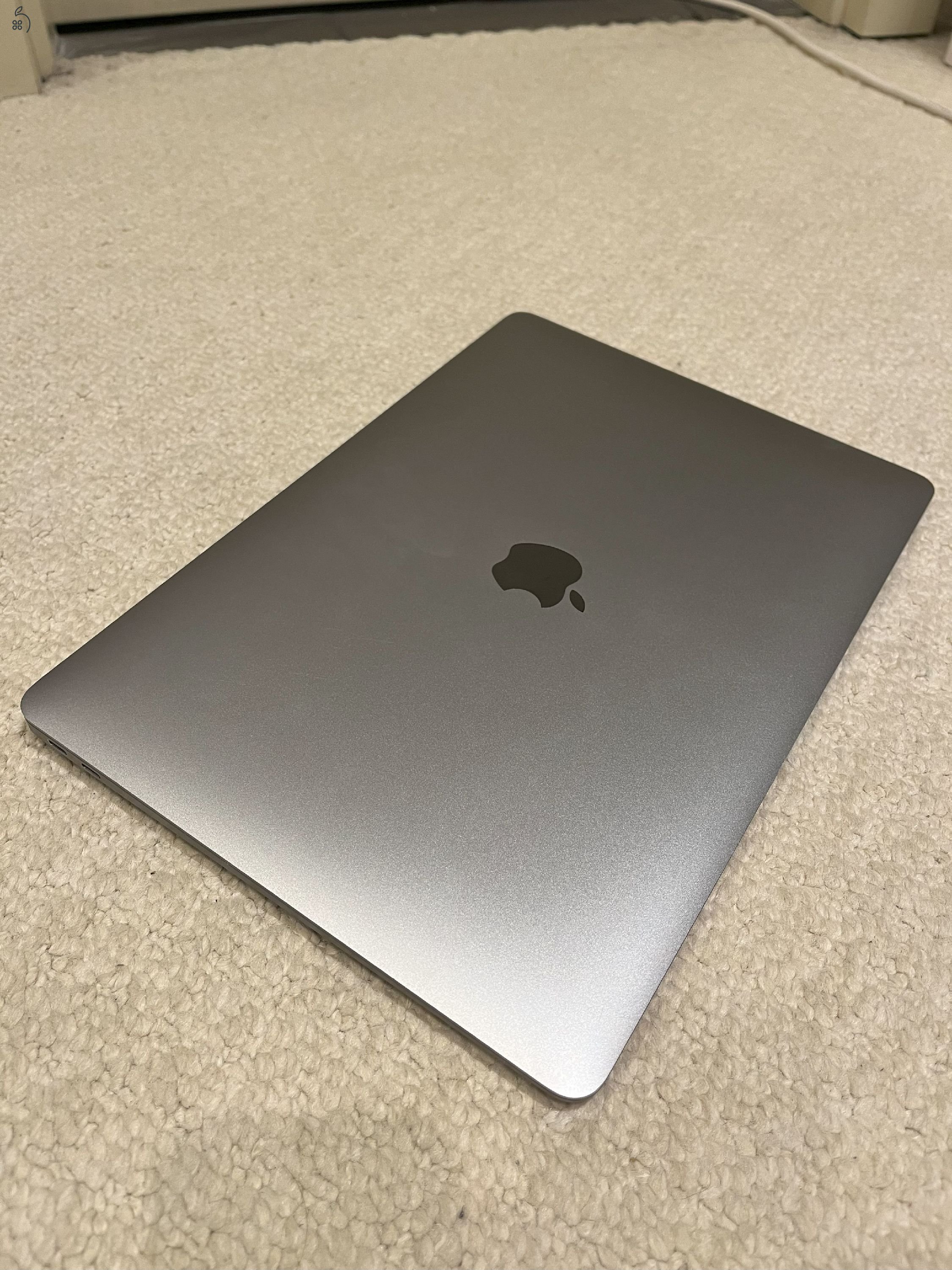 MacBook Air 13