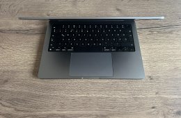 Mint az új !! MacBook Pro 14.2