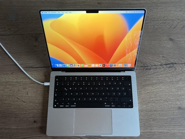 Mint az új !! MacBook Pro 14.2