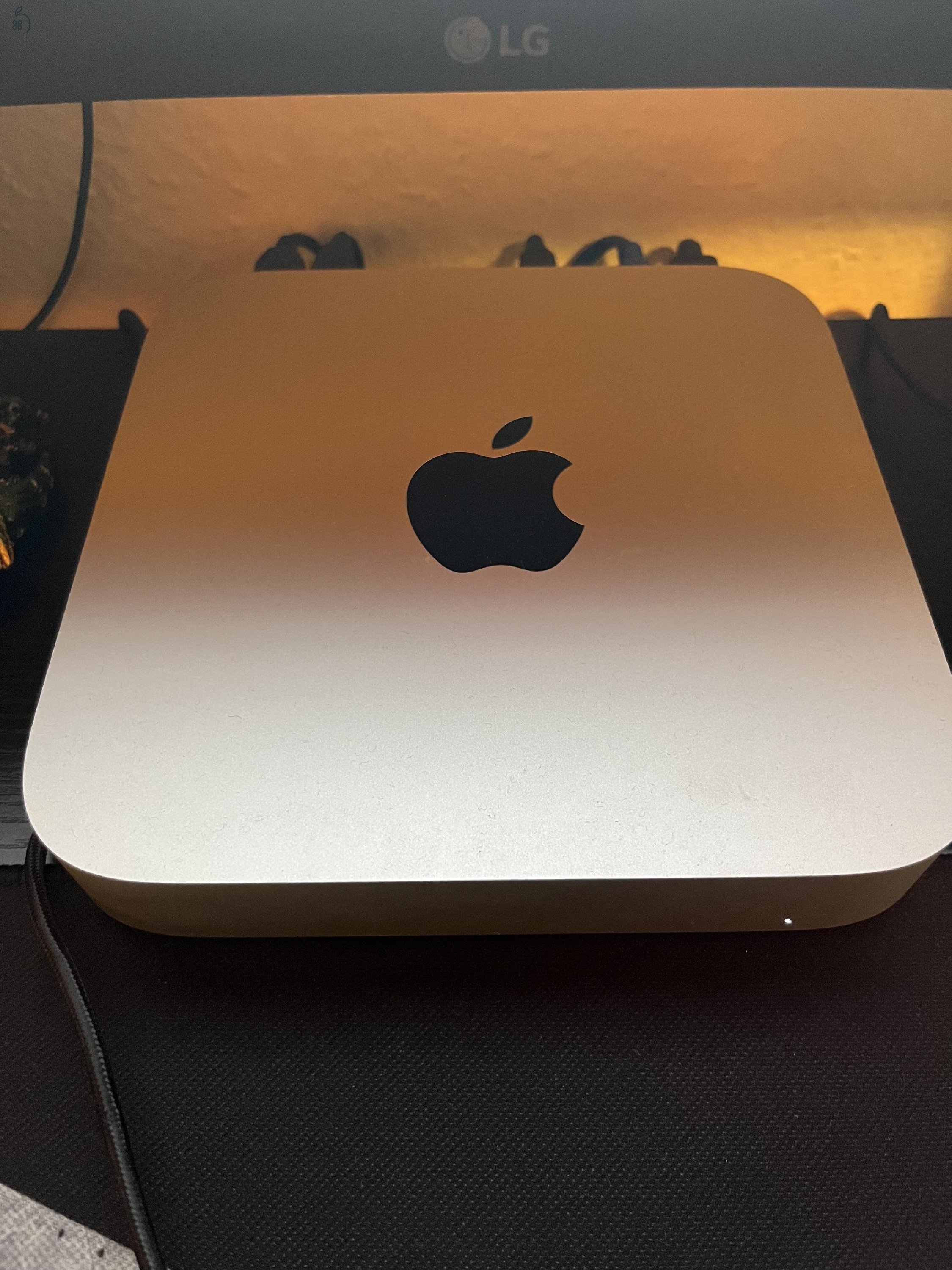 Mac mini M2