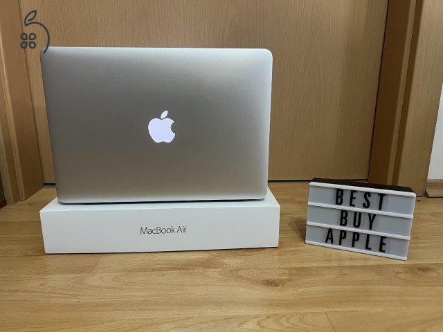 2017 MacBook Air 13 / i5 / 8GB / 128GB SSD / Új 100%-os Aksival