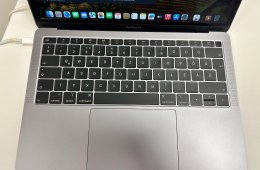 MacBook Air 13