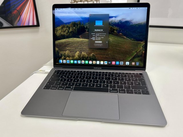 MacBook Air 13