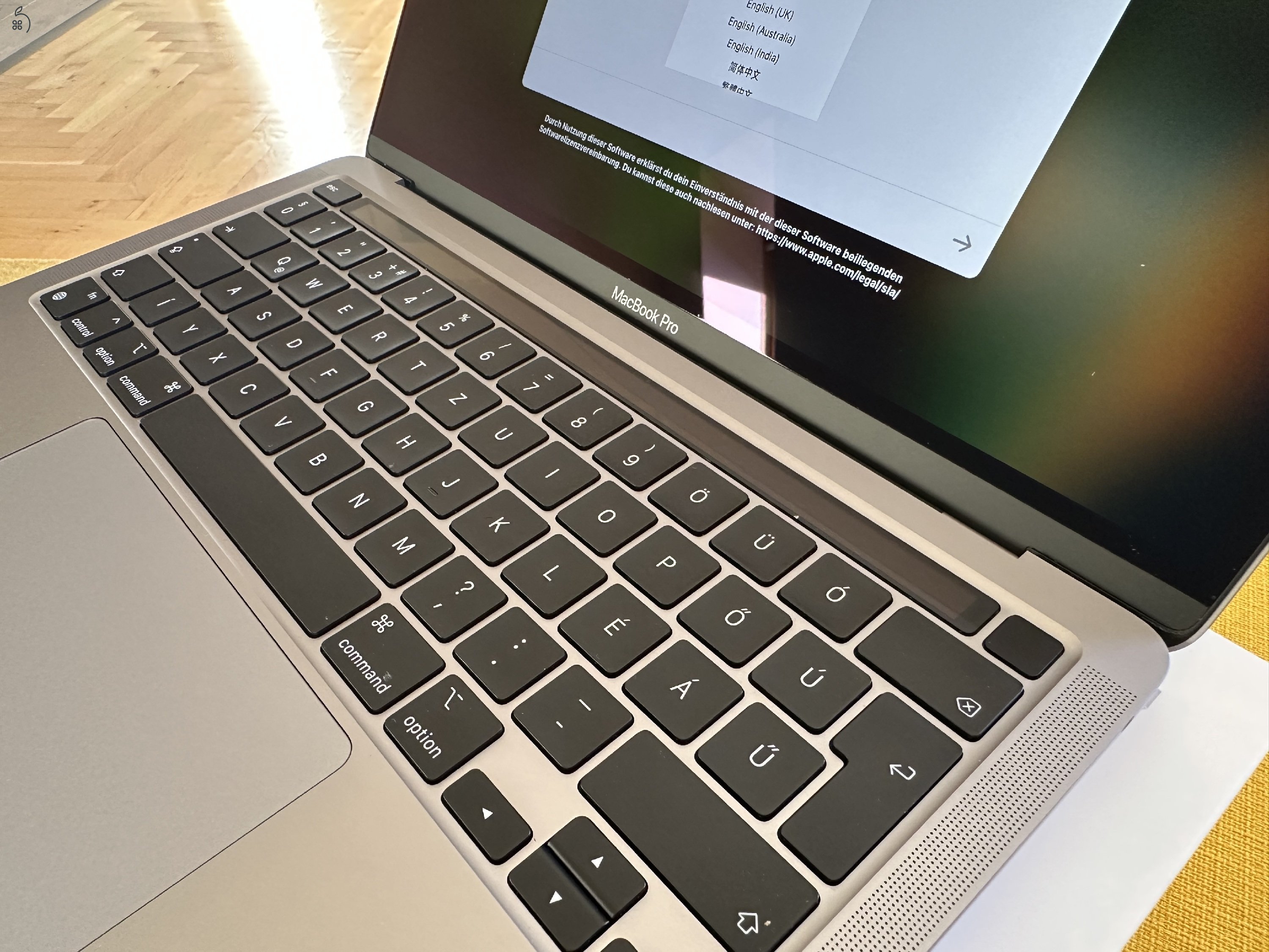 Eladó MacBook Pro 13-inch, M1, 2020, 256GB, Asztroszürke