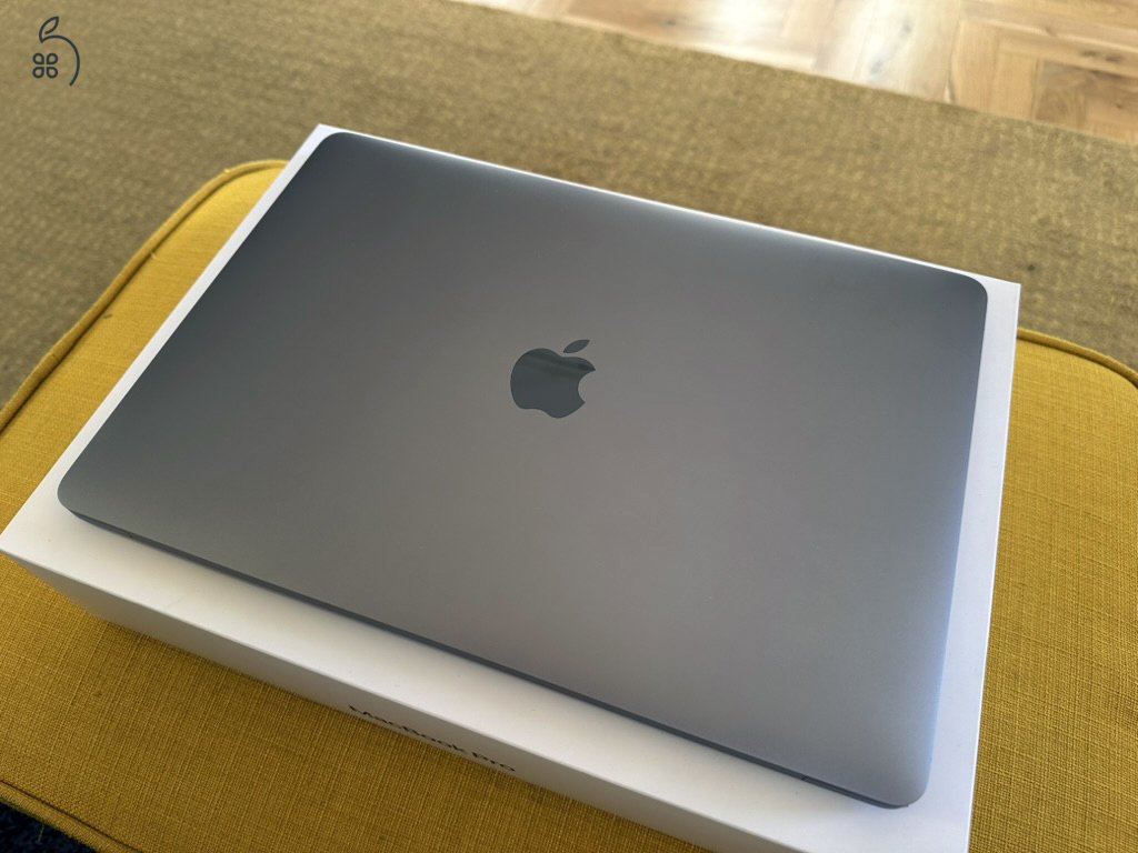 Eladó MacBook Pro 13-inch, M1, 2020, 256GB, Asztroszürke