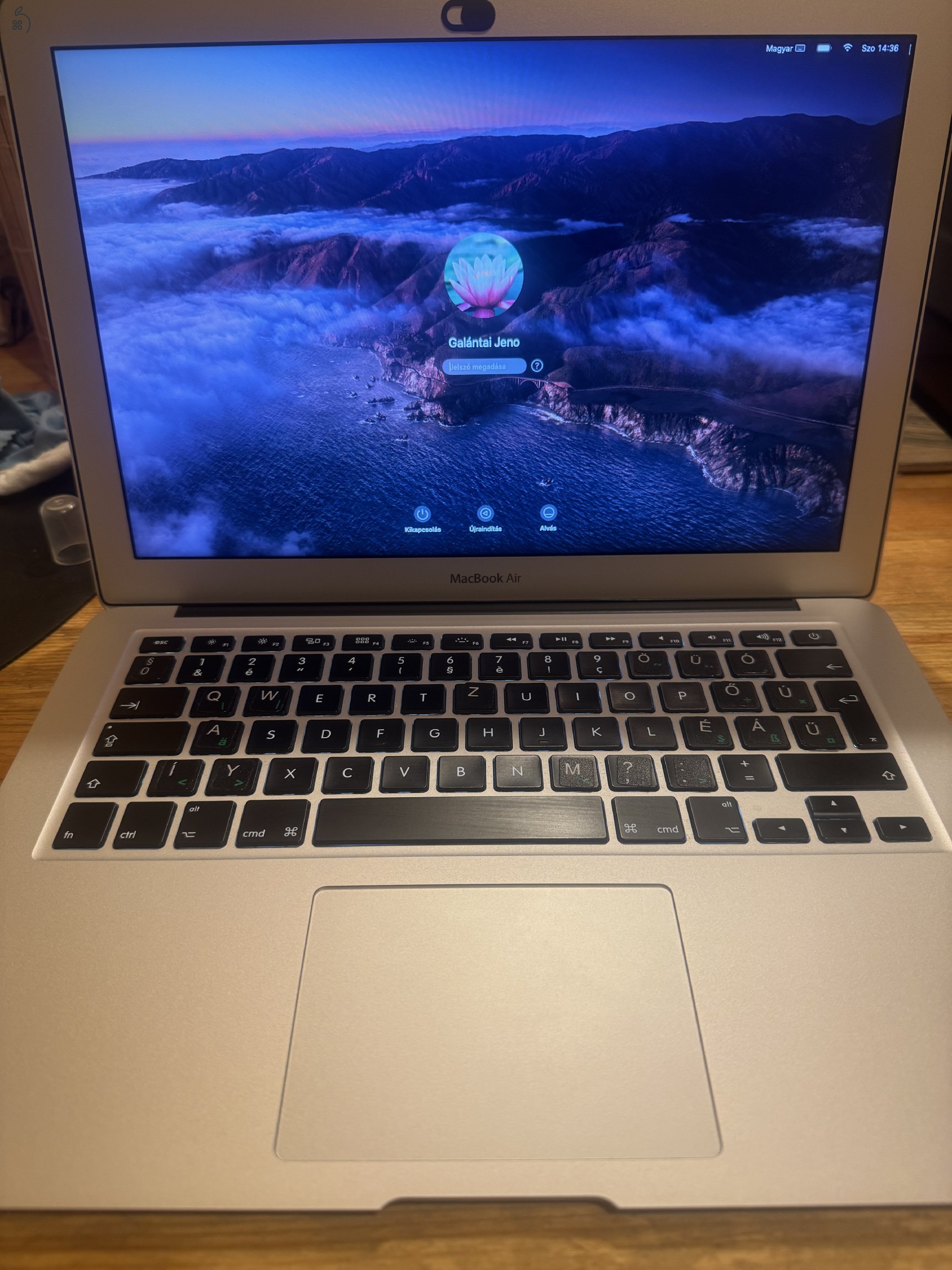 MacBook Air 2017 i7 2,2 Ghz processzor