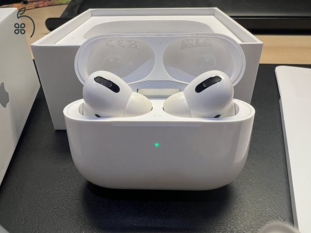 Airpods Pro 1st gen Vezeték nélküli töltőtokkal