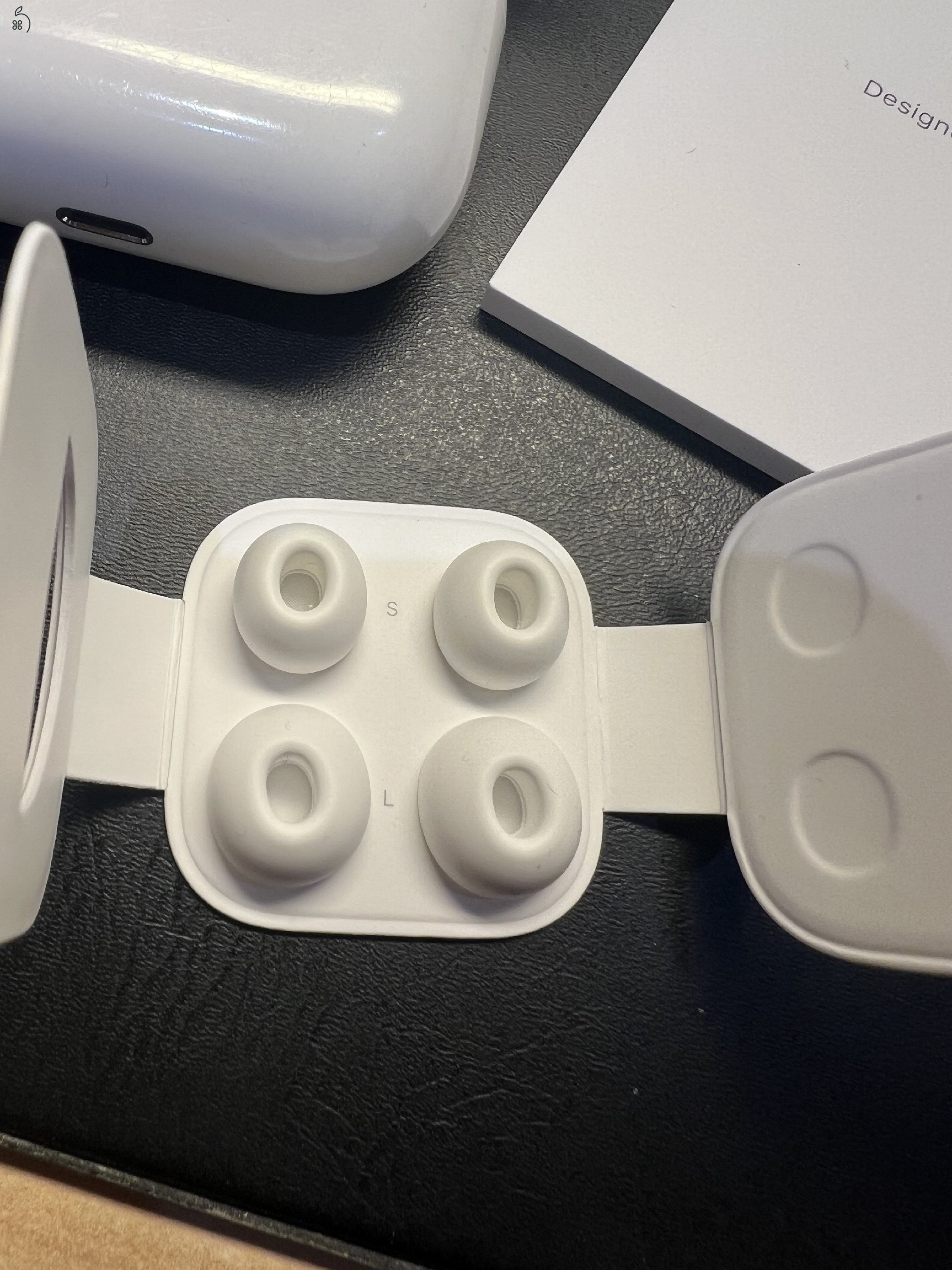 Airpods Pro 1st gen Vezeték nélküli töltőtokkal