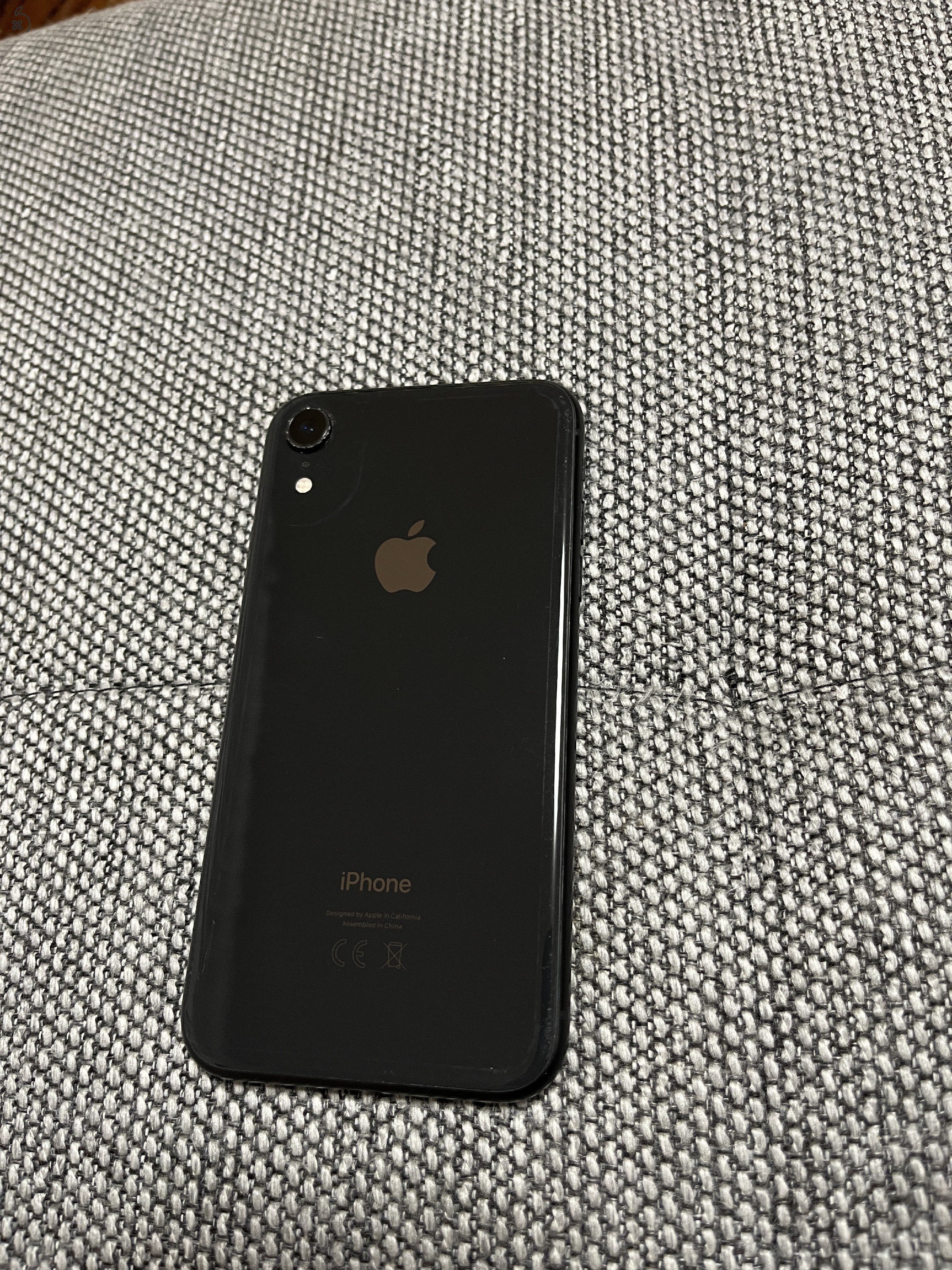 Eladó iPhone XR 64GB