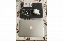 Macbook Air 2017 ingyenes kiegészítőkkel