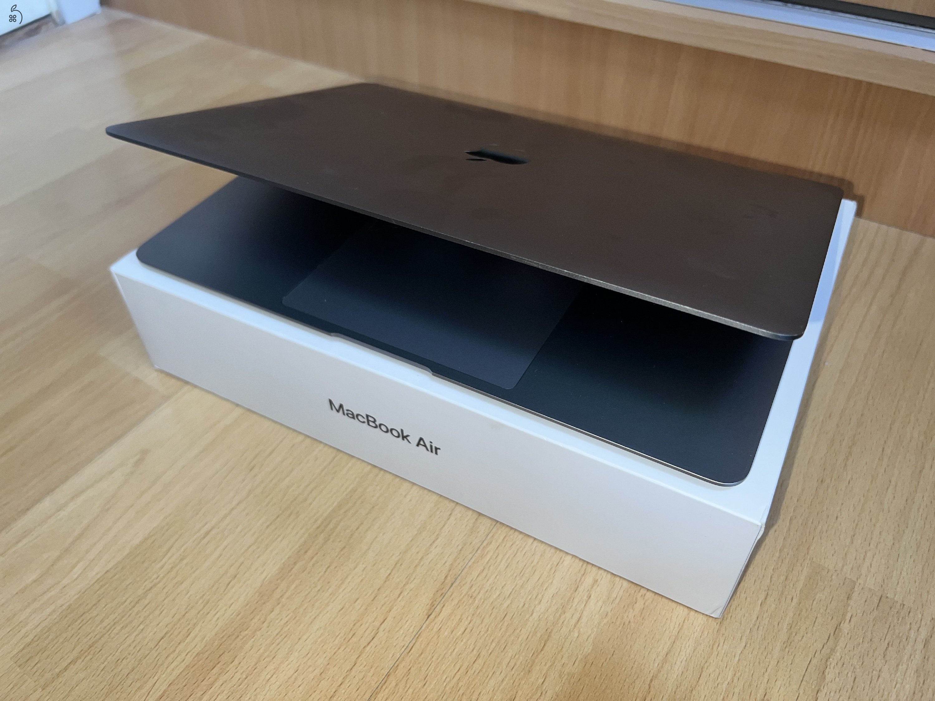 Macbook air 13” 2019 Asztroszürke