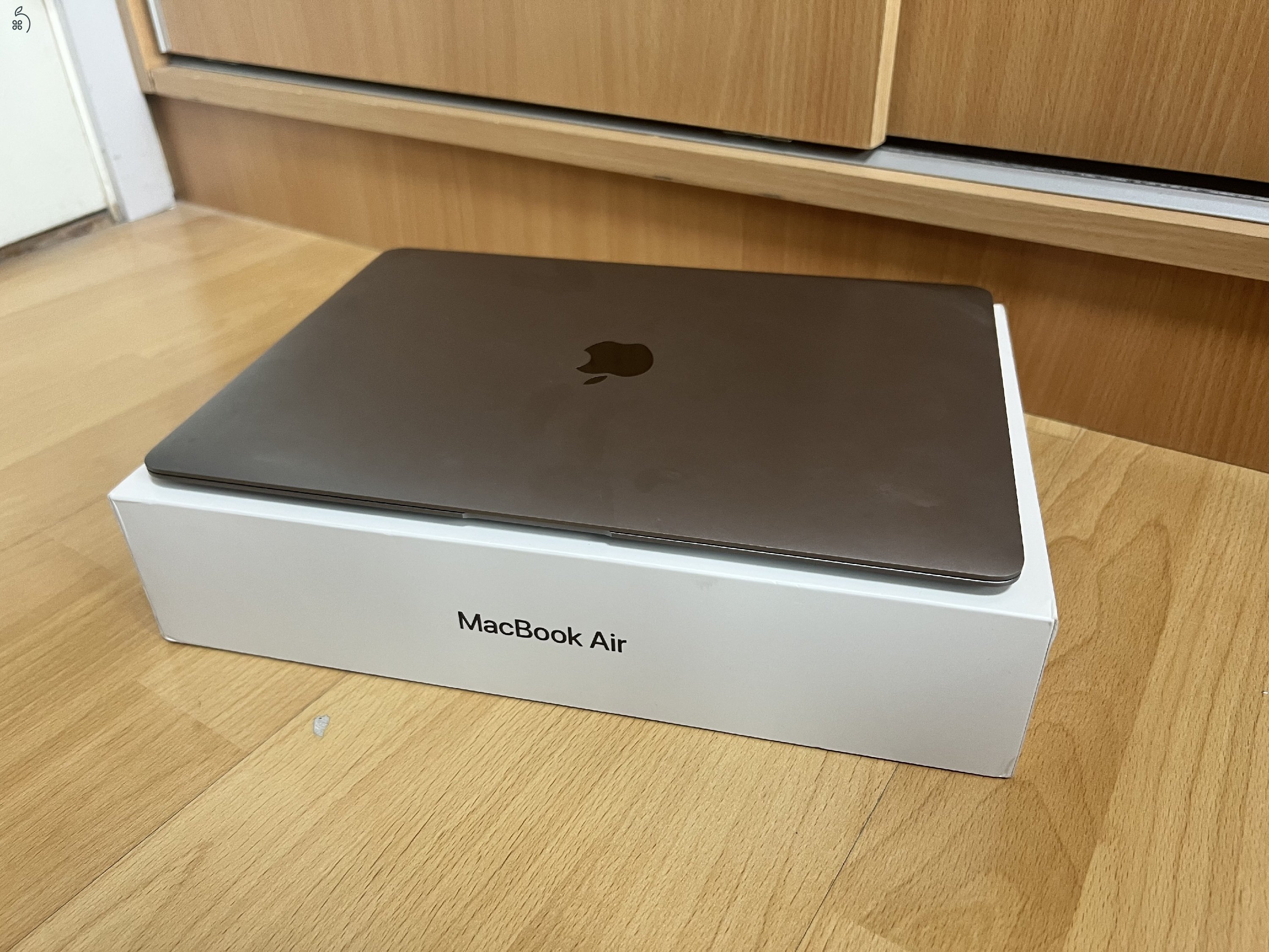 Macbook air 13” 2019 Asztroszürke