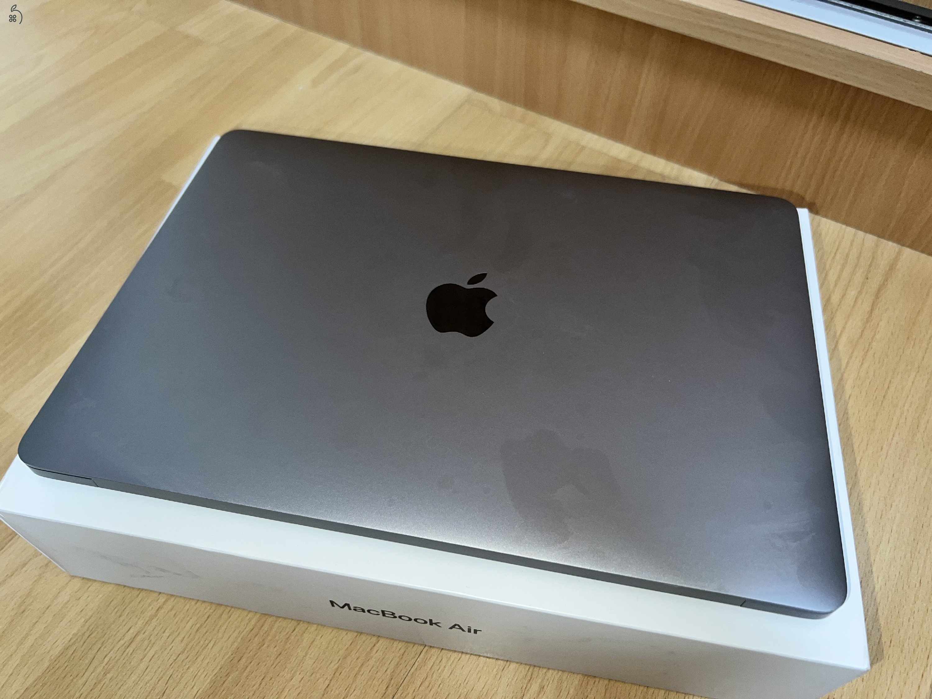 Macbook air 13” 2019 Asztroszürke