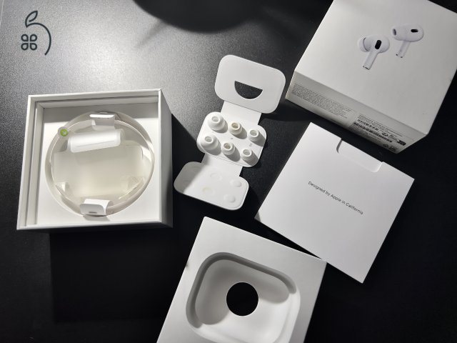 AirPods Pro 2 ( MagSafe + Lightning )