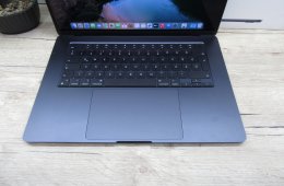 Apple Macbook Air M2 15,3 - 2022 - Használt, megkímélt állapot