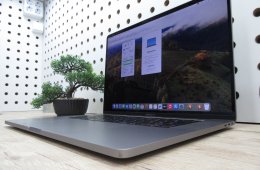 Apple Retina Macbook Pro 16 - 2019 - Használt, karcmentes