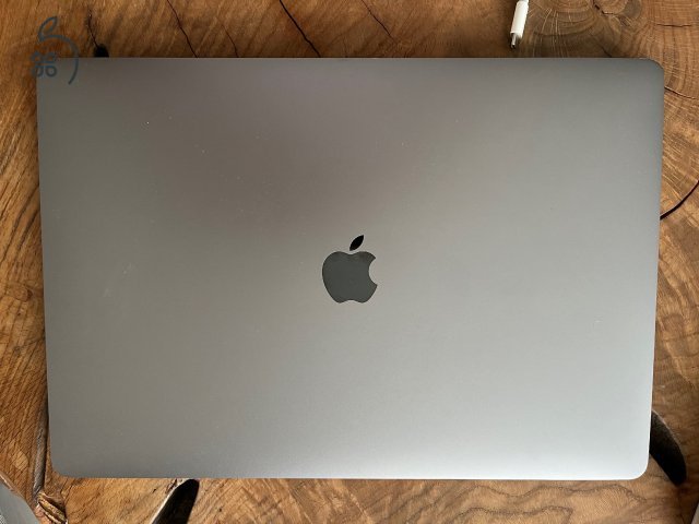 MacBook Pro 2018 Retina 15