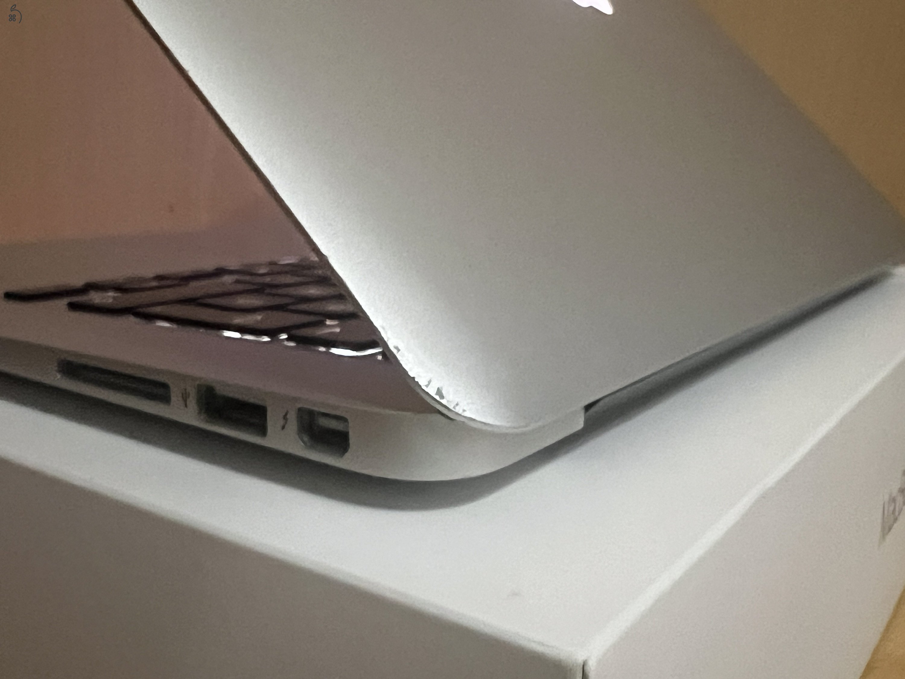 2015 MacBook Air 13 / i7 / 8GB / 128GB SSD / 88% Aksi / Korrekt Áron Eladó ! ! !