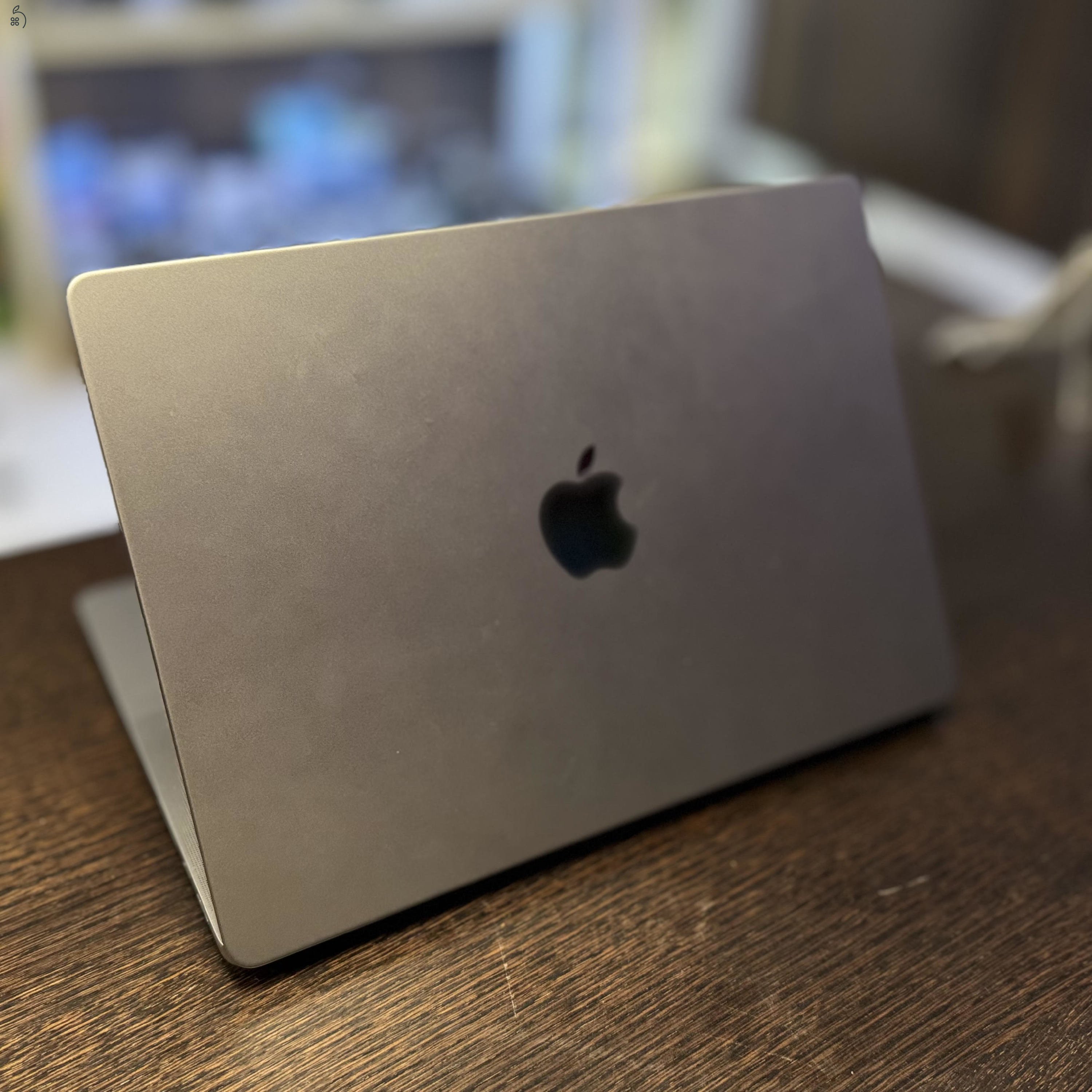 Apple Macbook Pro 14