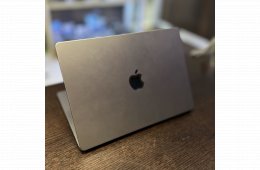 Apple Macbook Pro 14