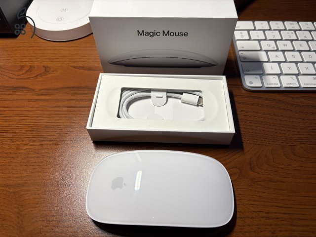 Apple Magic Mouse 3, fehér. Új csak kipróbálva volt, garanciás