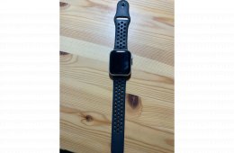 Apple Watch 4 NIke   44 MM