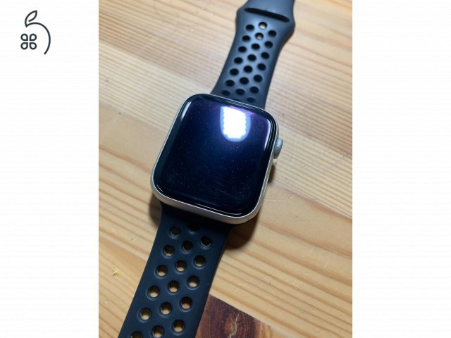 Apple Watch 4 NIke   44 MM