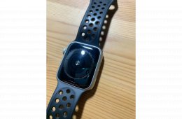 Apple Watch 4 NIke   44 MM