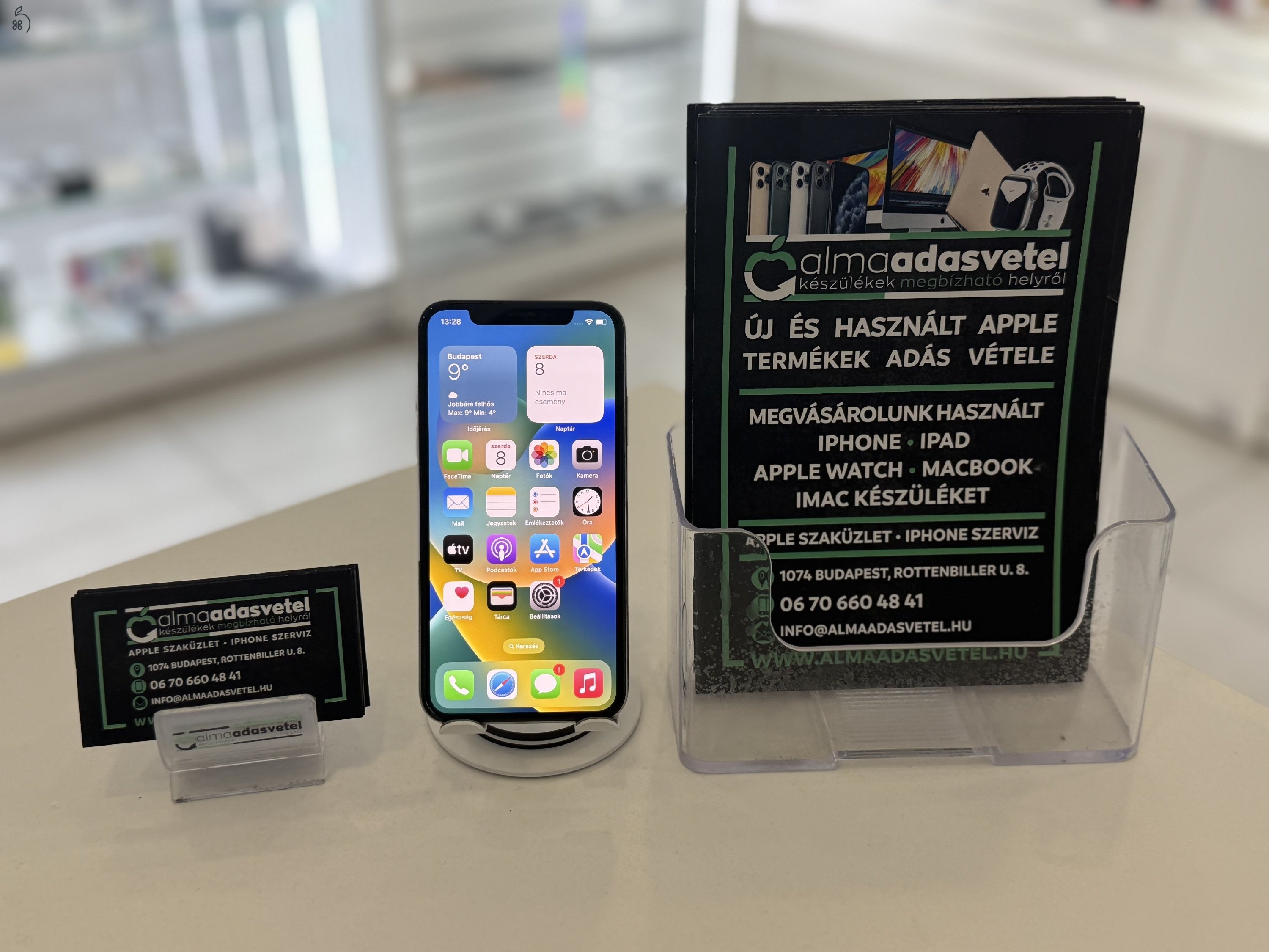 iPhone X 64GB Független Újszerű/1-3 hónap gar./Akku 100%/p3965