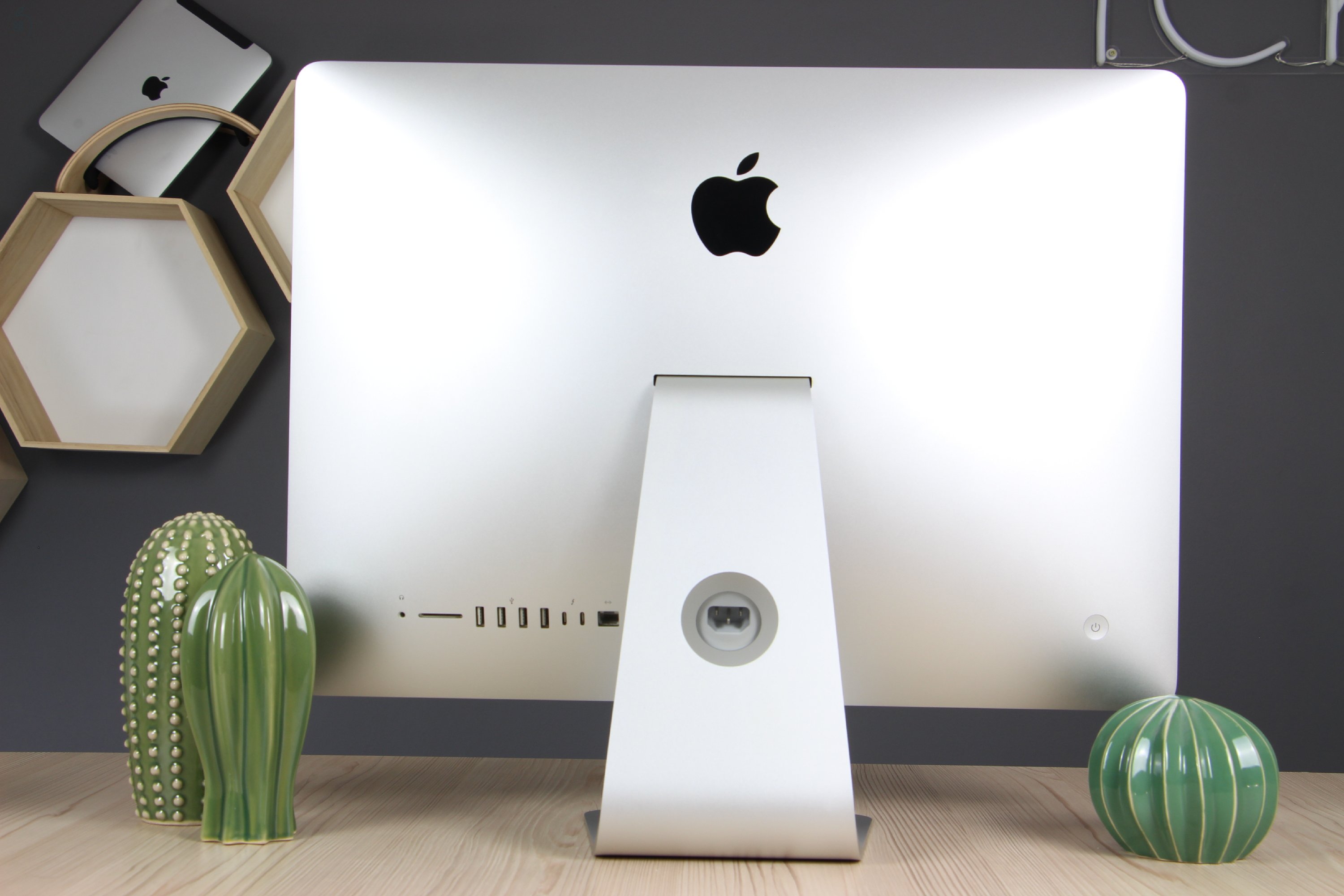 Apple iMac 21.5