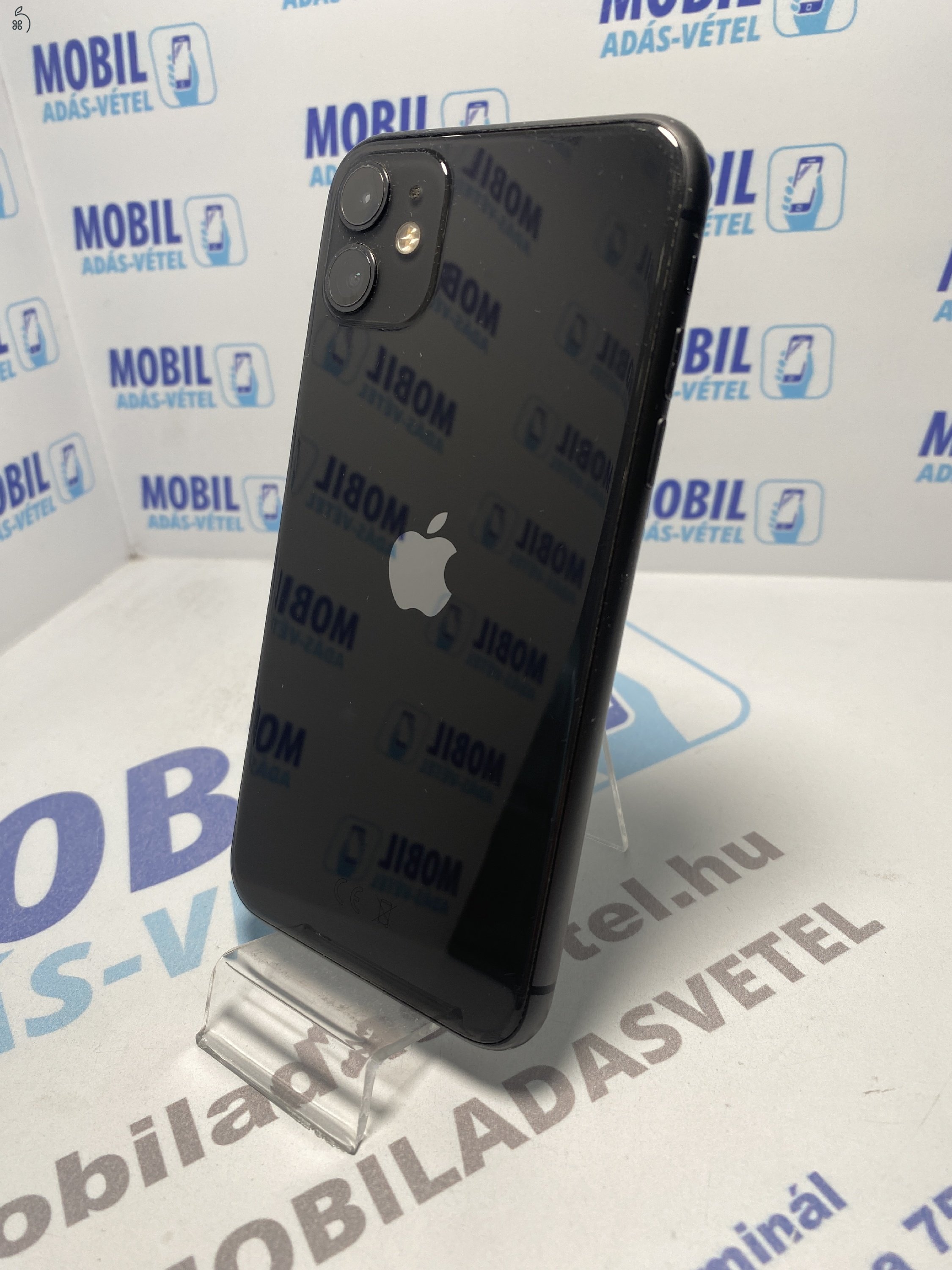 Apple iPhone 11 64 GB Black - akku 94% - 12 hó garancia