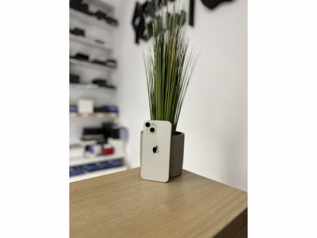 Apple iPhone 13 128GB Csillagfény Használt Kártyafüggetlen