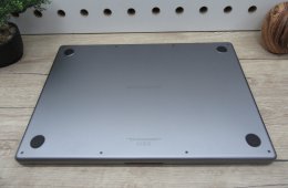 Apple Macbook 16 M1 Pro - 2021 - Használt, karcmentes