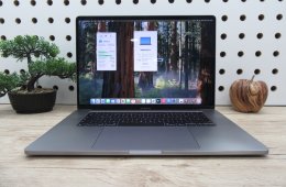 Apple Retina Macbook Pro 16 - 2019 - Használt, megkímélt