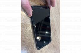 iPhone 8 Plus 256 GB Space Black, karcmentes, kártyafüggetlen, tok+fólia