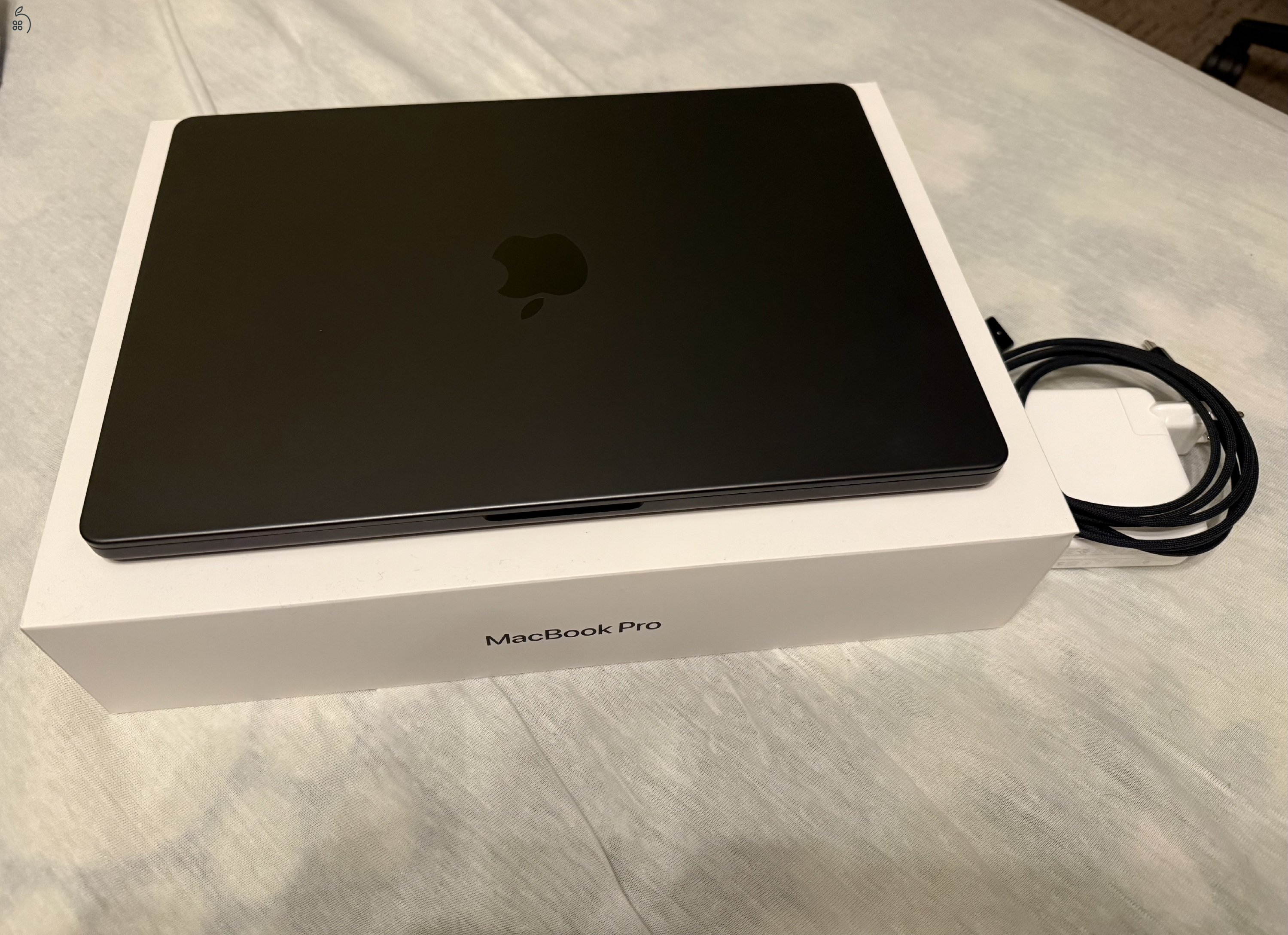 MacBook Pro 14 M3 Pro 1tb