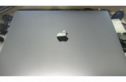 MacBook Pro 13