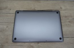 Apple Retina Macbook Pro 16 - 2019 - Használt, megkímélt