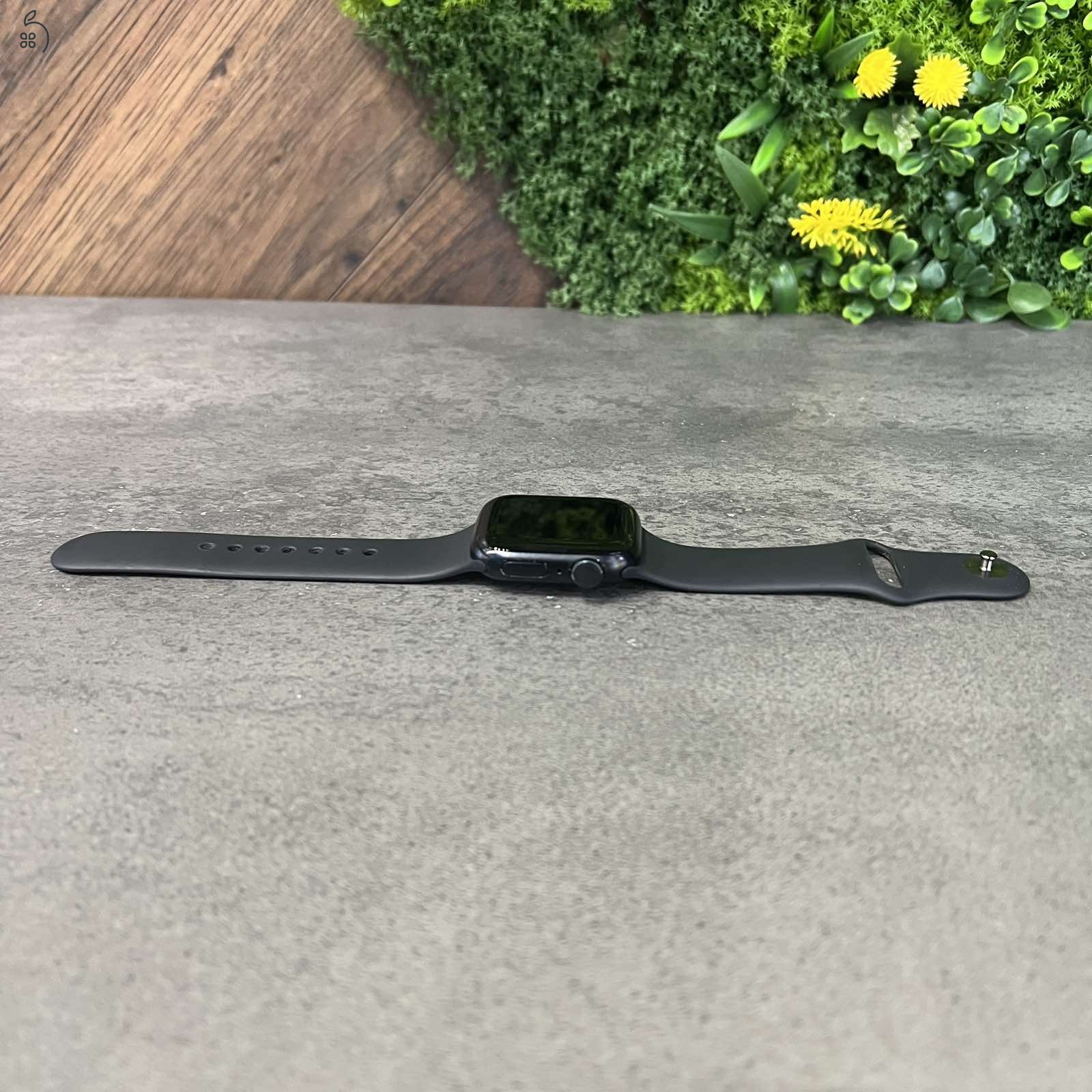 Apple Watch Series 8 41mm GPS Black Újszerű állapotban készleten!