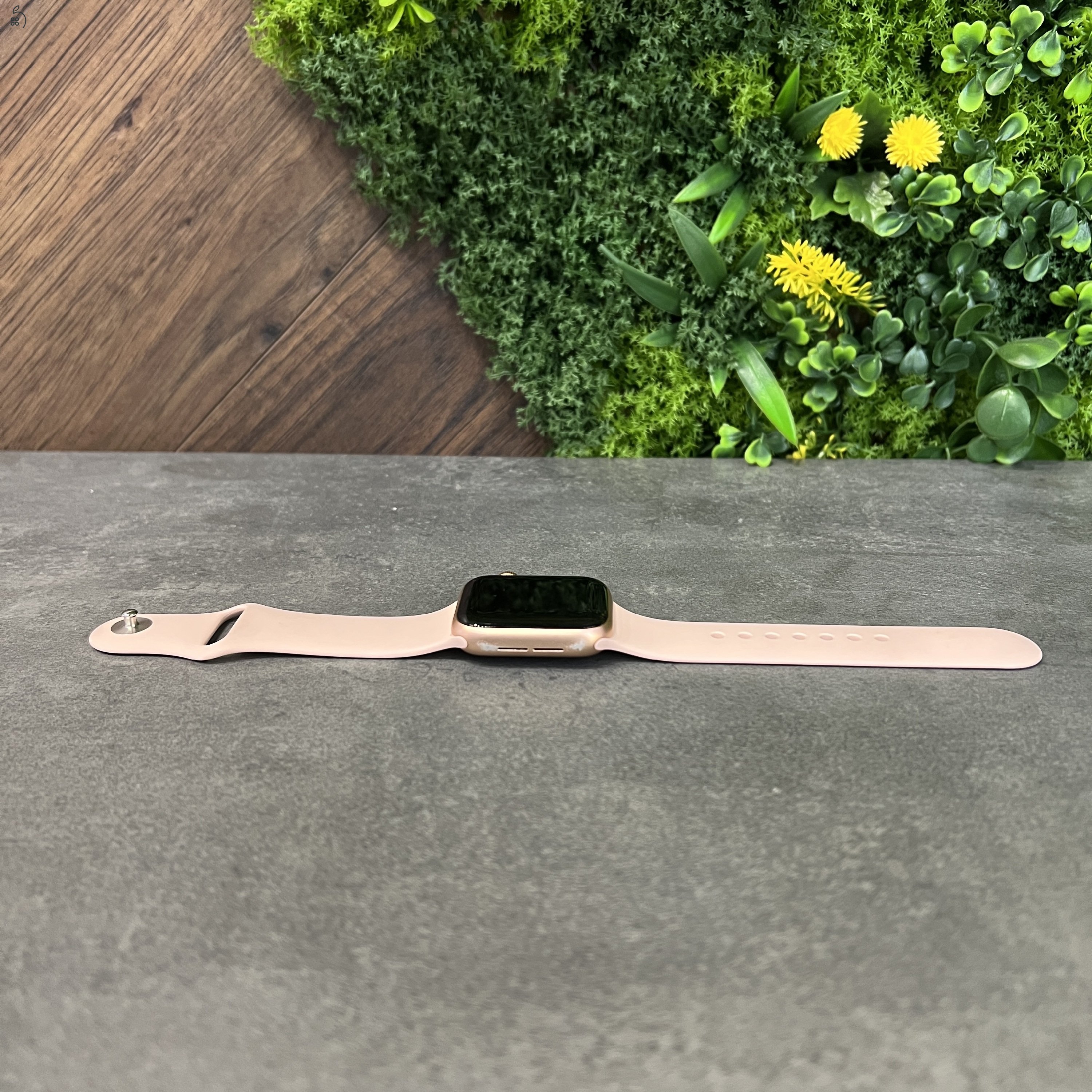 Apple Watch Series 6 40mm GPS Pink Újszerű állapotban készleten!