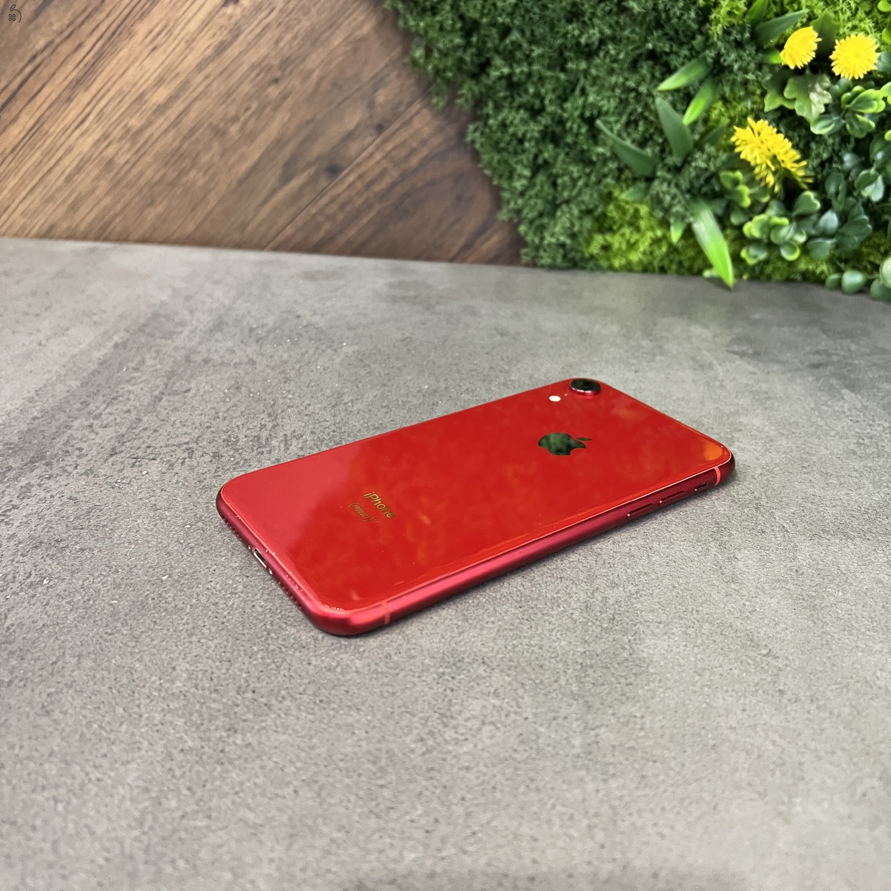 Apple iPhone XR 64GB Piros, használt - 1 év iON Store garanciával!